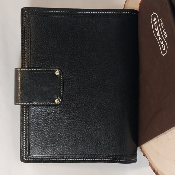 Black Pebbled Leather Turn-lock Notebook/Passport/Wallet-Coach Label, no Pen - Picture 2 of 10